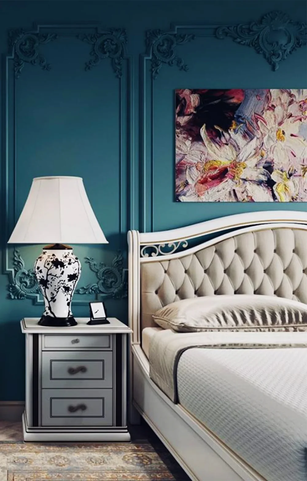 Wall and Corner Mouldings in an interior